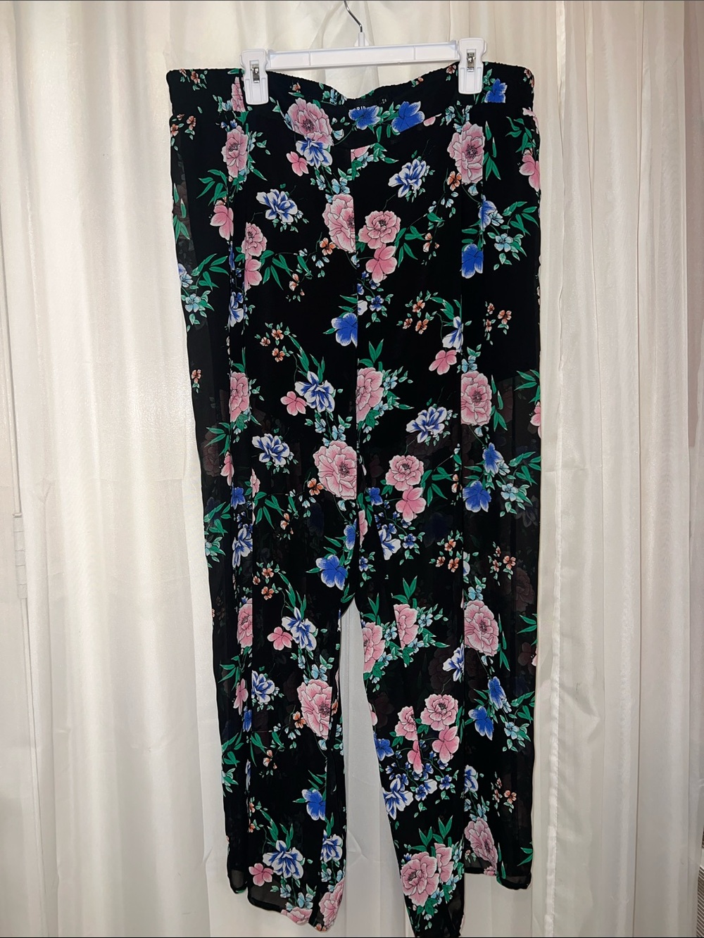 torrid Black Wide-Leg Pants with Pink & Blue Floral Print